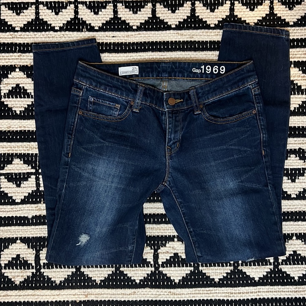 GAP 1969 Always Skinny Jeans - Size 27R- Dark Wash, Low Rise